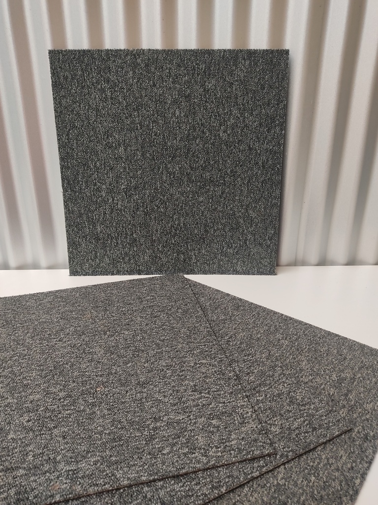 Dalle moquette gris anthracite